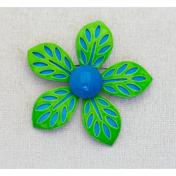 Vintage Elven Green Petals Blue Center Floral Brooch - T22 - Picture 1 of 2